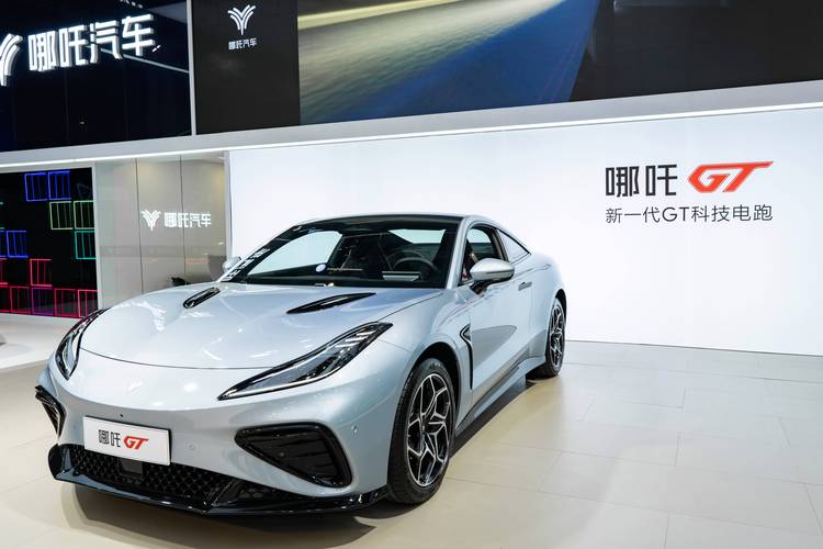 广州番禺区天泽世企业管理咨询哪吒汽车在智能汽车领域的表现，领途汽车在新能源汽车市场中的影响力