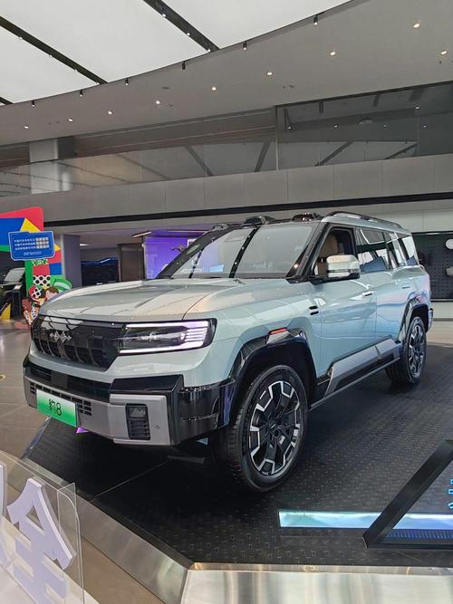 广州番禺区天泽世企业管理咨询比亚迪方程豹硬派越野的爆款，英菲尼迪35周年与你共成长